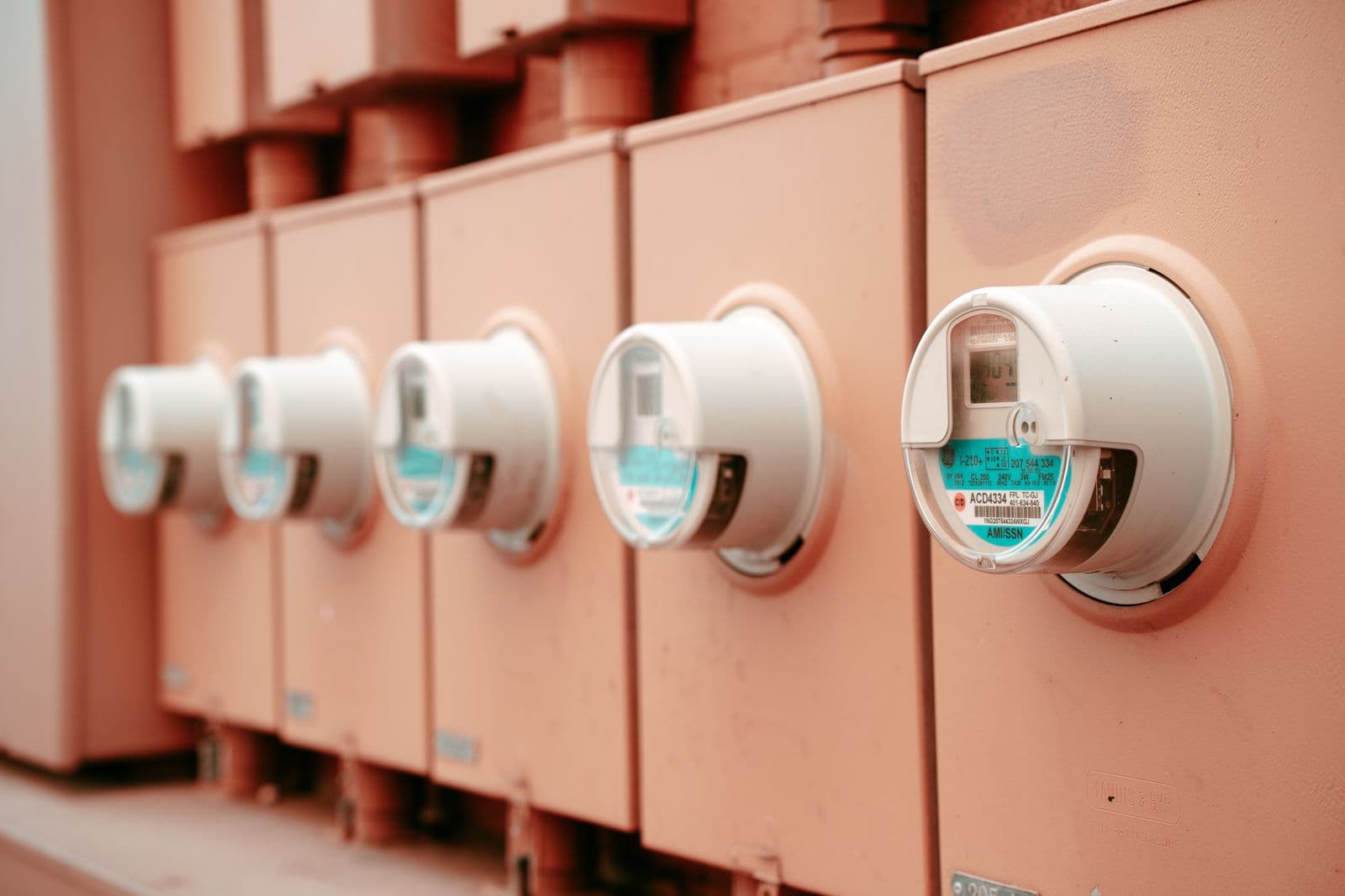 Medidores de energía eléctrica — Eficiencia energética en Bucaramanga y Barranquilla